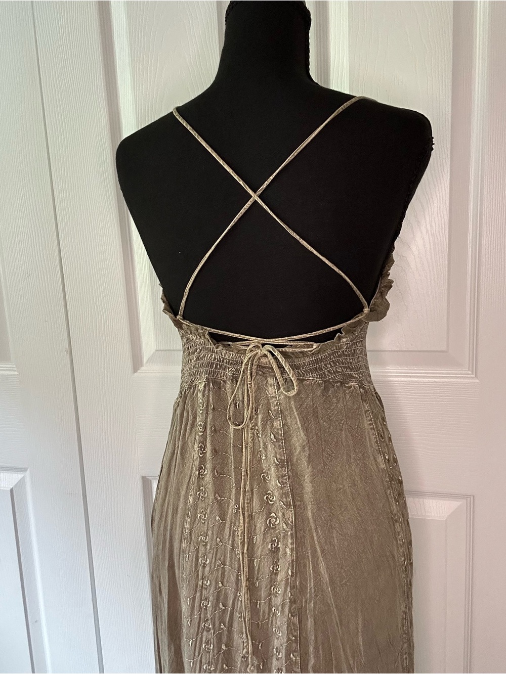 YOUNG THREADS NWT  Boho Maxi Dress Hi-Low Ruffle Embroidered Multicolor - Picture 9 of 16